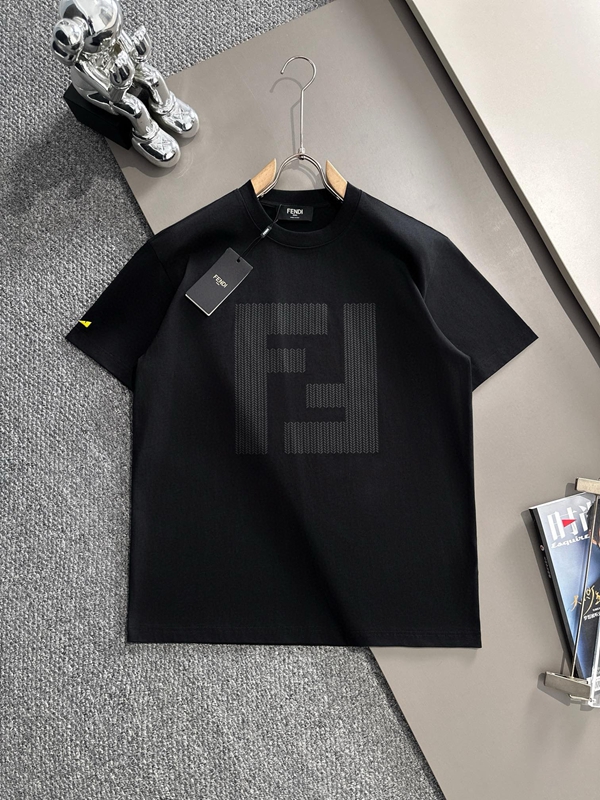 ブランドTシャツ正面デザイン